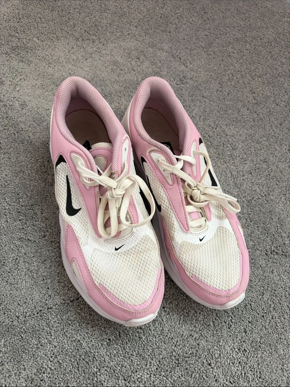 Nike Women’s Pink Sneakers